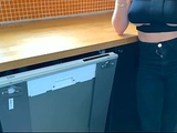 Le r&eacute_parateur ne vient pas que pour le lave vaisselle, il vient aussi pour baiser ma femme !